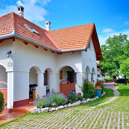 Levendula Vendégház Lovas Exterior foto